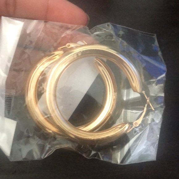 🌟Chunky tube hoops🌟 - Picture 3 of 3